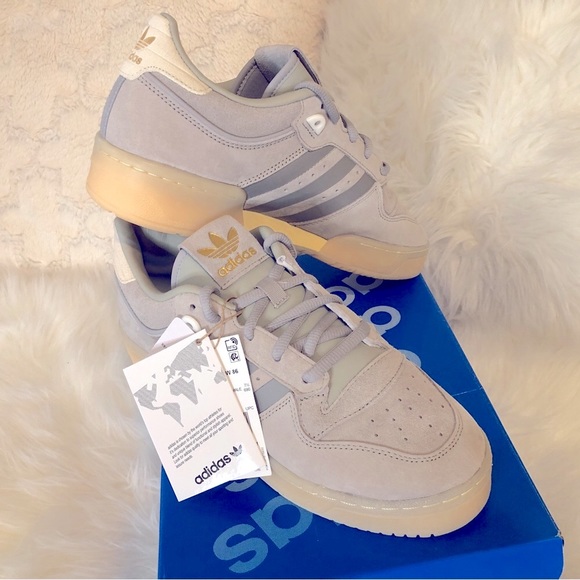 Adidas Rivalry Low 85 Grey Suede Sneakers Mens US size 8 - Picture 2 of 11